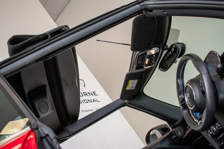 2021 71 MINI CONVERTIBLE 2.0 JOHN COOPER WORKS CONVERTIBLE 2DR PETROL MANUAL EUR