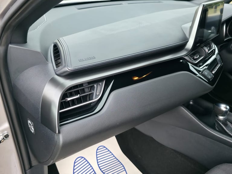 2017 Toyota C-HR  Manual