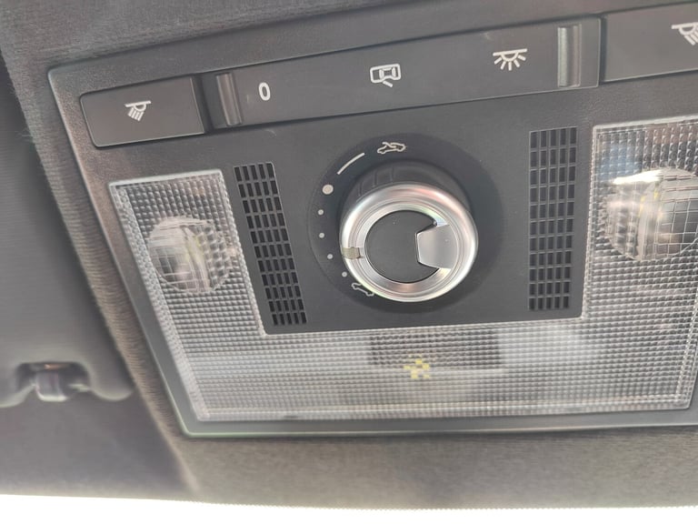 2015 SEAT Mii 1.0 75 Mii by Mango 3dr HATCHBACK Petrol Manual