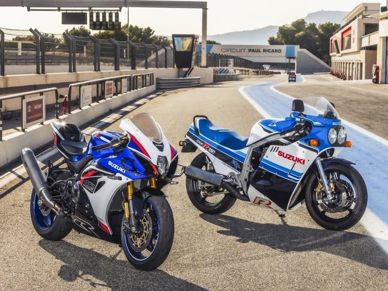 2026 new GSX-R1000R 40th Anniversary model. It's back! Price to be announced.