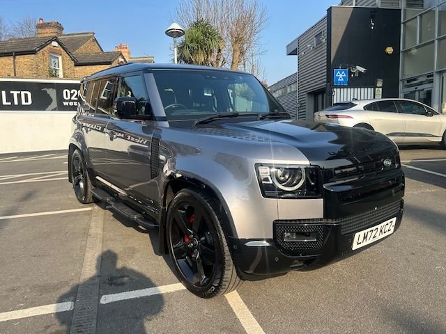 image for 2022 72 LAND ROVER DEFENDER 2.0 P400E 15.4KWH X SUV 5DR PETROL PLUG-IN HYBRID AU