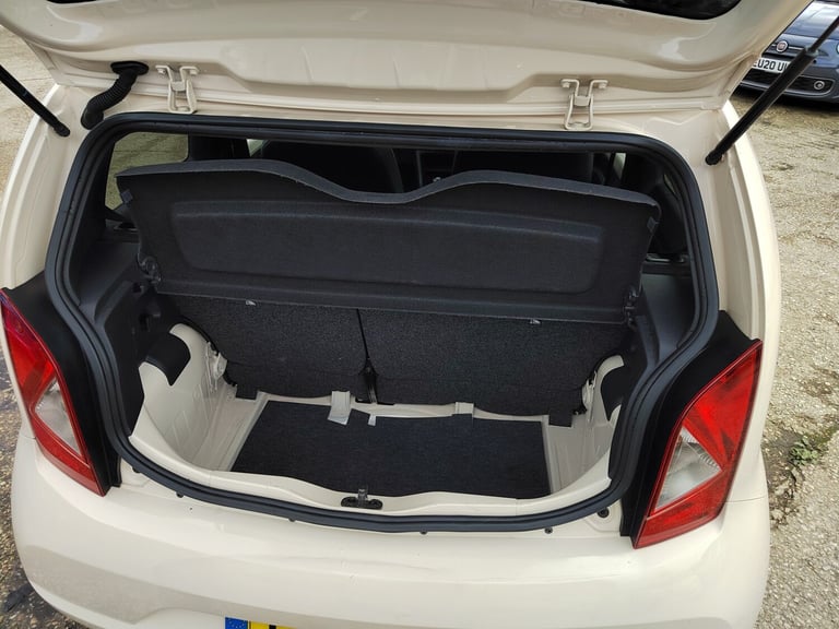 2015 SEAT Mii 1.0 75 Mii by Mango 3dr HATCHBACK Petrol Manual