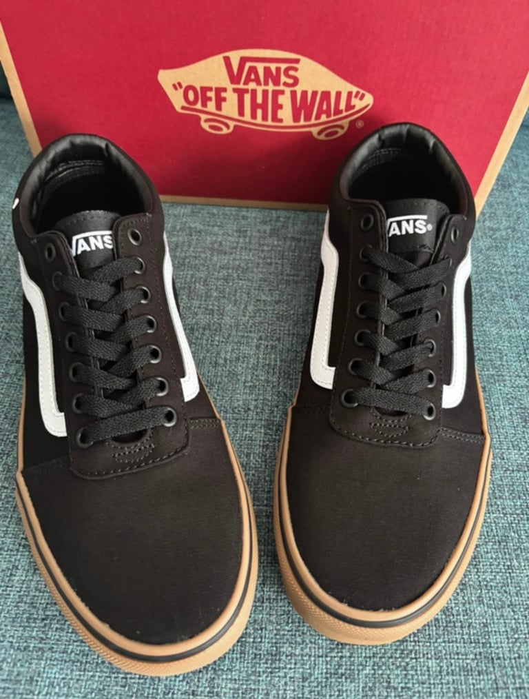 Vans men’s ward black/gum canvas trainers uk9 NEW!