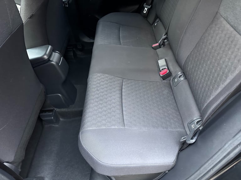 2022 Toyota Yaris 1.5 Hybrid Design 5dr CVT HATCHBACK Petrol/Electric Hybrid Automatic