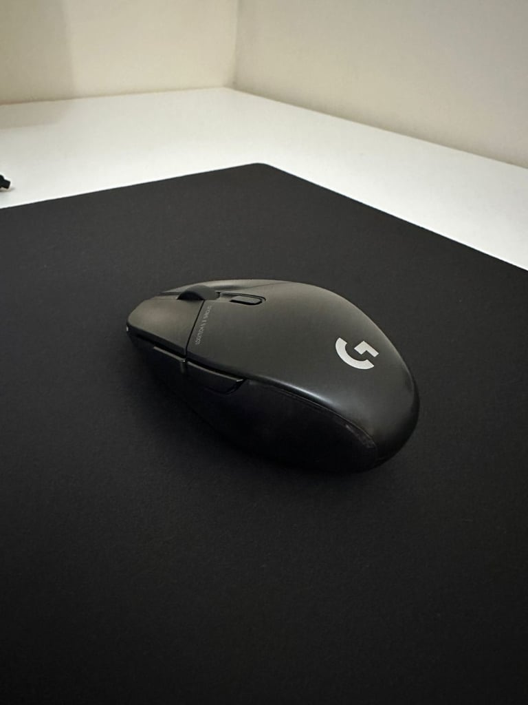 Logitech G303 Shroud Edition Wireless