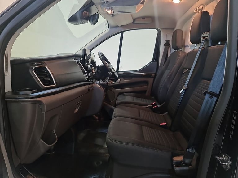 FORD TRANSIT CUSTOM 2.0 280 ECOBLUE LIMITED L1 H1 130 BHP SWB DIESEL