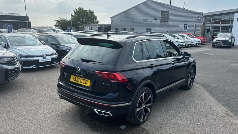 2021 Volkswagen Tiguan 2.0 TDI 4Motion R-Line 5dr DSG ESTATE DIESEL Automatic