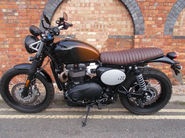 2024 TRIUMPH SCRAMBLER 900