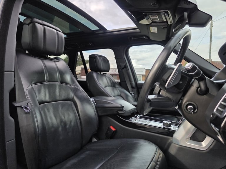 2018 Land Rover Range Rover 4.4 SDV8 Autobiography 4dr Auto ESTATE DIESEL Automatic