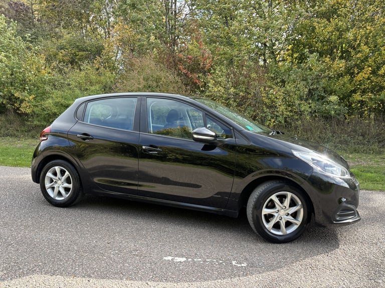 image for PEUGEOT 208 1.2 PureTech Active 2018