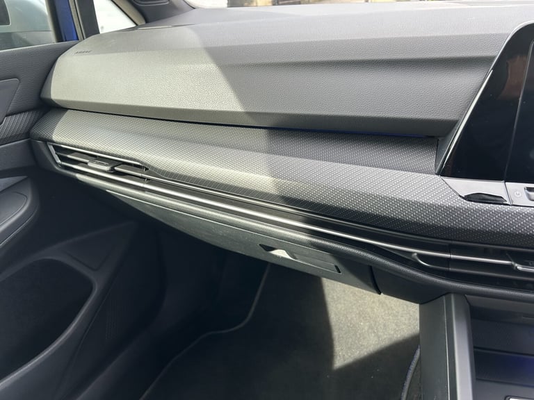 2021 VOLKSWAGEN GOLF MK8 2.0 TSI 320 R 4Motion 5dr DSG