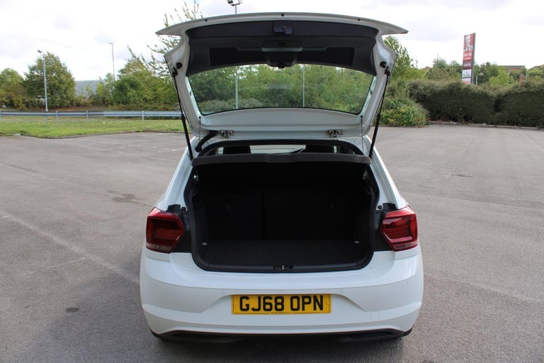 2018 Volkswagen Polo 1.0 TSI SE Euro 6 (s/s) 5dr HATCHBACK Petrol Manual