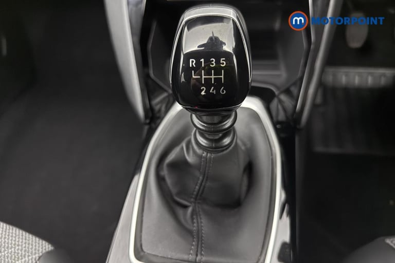 2024 Peugeot 208 1.2 PureTech 100 Allure 5dr Hatchback Petrol Manual