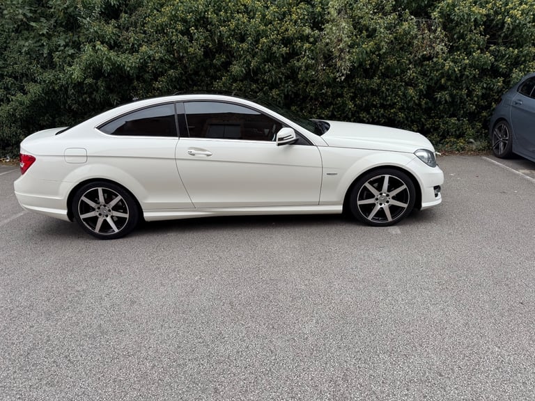 Mercedes-Benz, C CLASS, Coupe, 2011, Semi-Auto, 2143 (cc), 2 doors