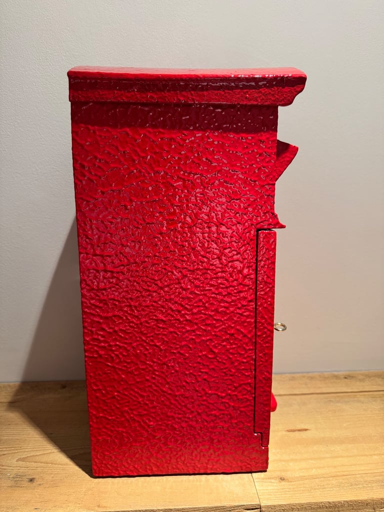 Vintage postbox 