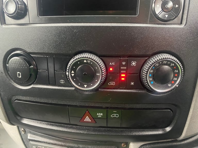 2017 17 Reg Mercedes Sprinter LWB Euro6 Fridge Freezer Box Van No VAT 