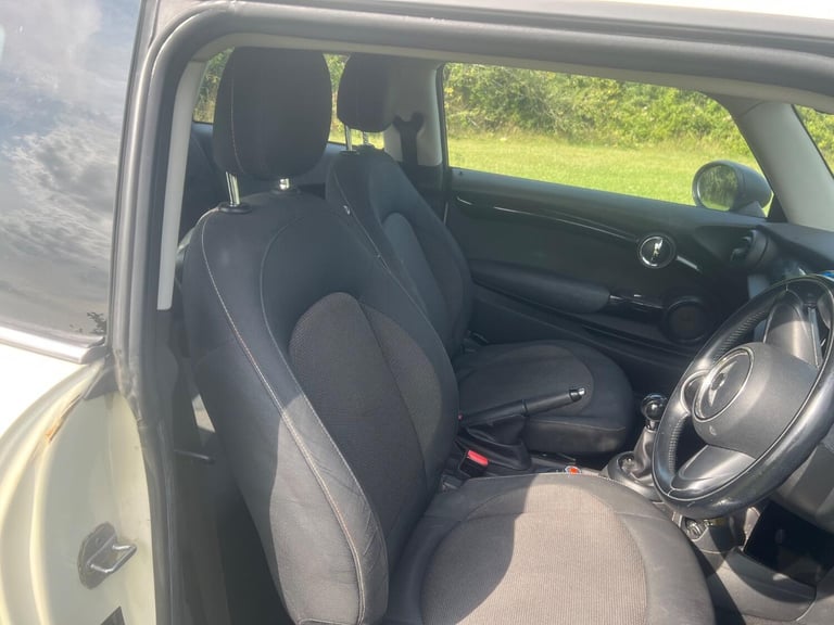 MINI HATCH 1.2 One 3-Door Hatch White Manual Petrol 2015