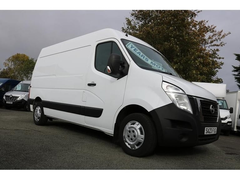 2023 NISSAN INTERSTAR MWB LOW MILES YEARS MOT SUPERB CONDITION ONE OWNER transit