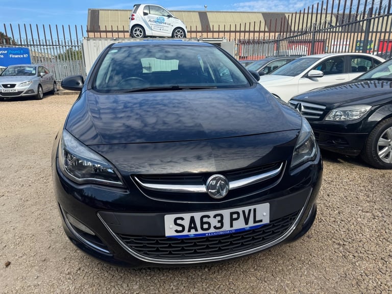 2013 Vauxhall Astra 1.4 16v SRi Euro 5 5dr HATCHBACK Petrol Manual