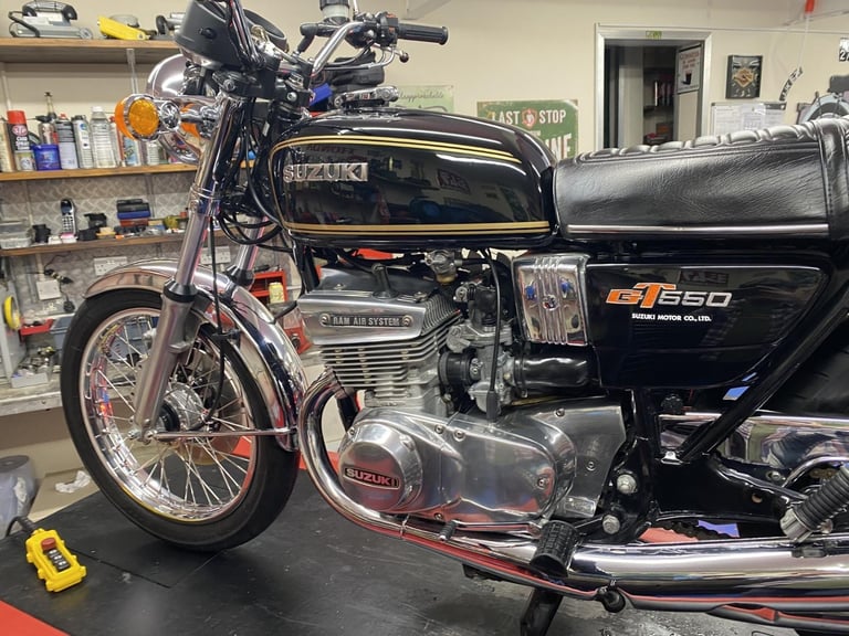 1976 Suzuki GT550 Model A Classic Vintage, Super Clean, Nice Condition, MUST SEE