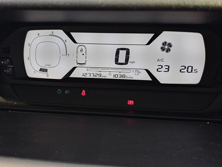 2016 Citroen C4 Grand Picasso 1.6 BlueHDi Selection 5dr MPV DIESEL Manual