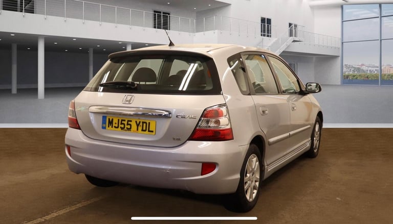 2005 Honda Civic 1.6 i-VTEC Executive 5dr Auto HATCHBACK PETROL Automatic