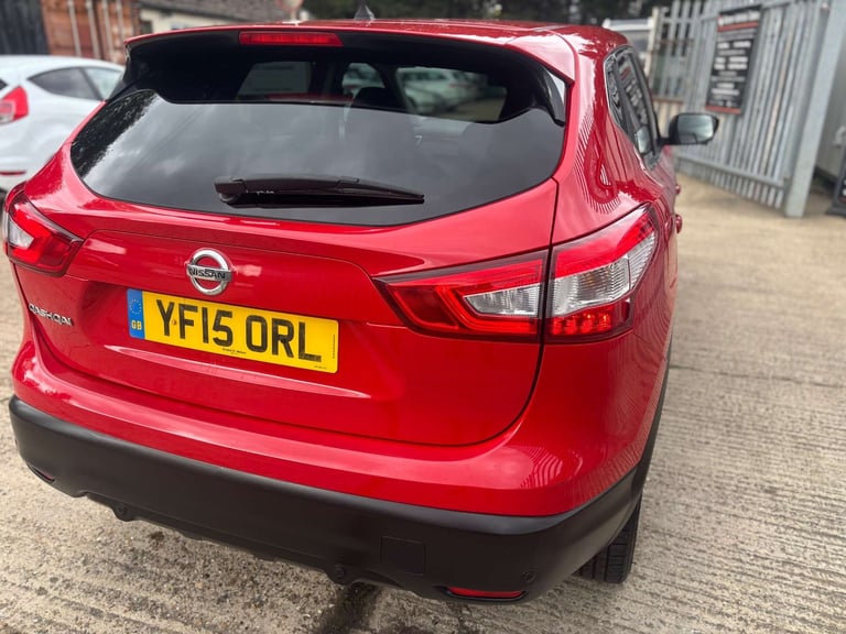2015 Nissan Qashqai 1.2 Qashqai N-Tec DiG-T 5dr SUV Petrol Manual
