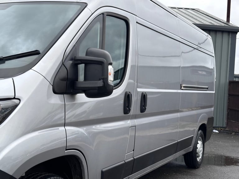 2022 Peugeot Boxer 2.2 BlueHDi 335 Professional Panel Van 5dr Diesel Manual L3 H2 Euro 6 (s/s) PA...
