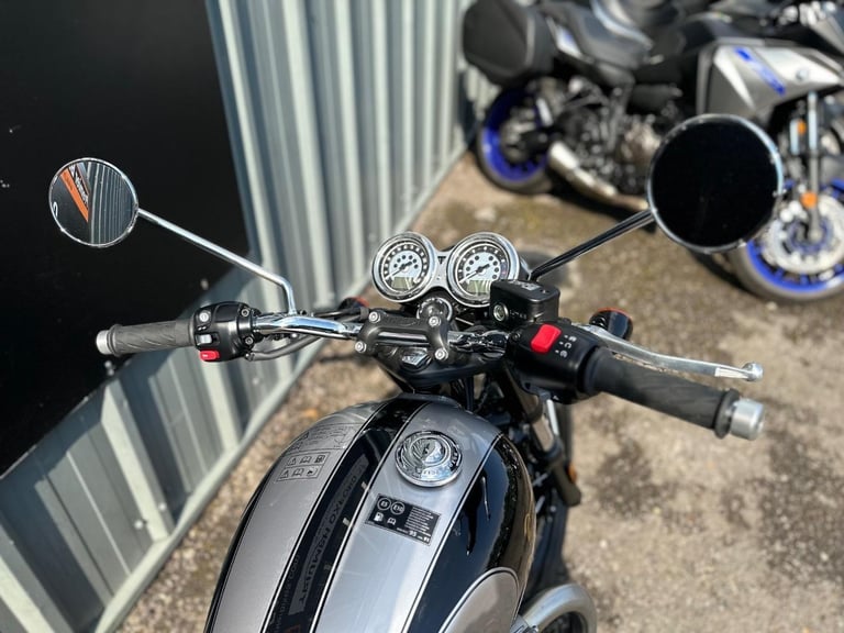 Brand New 2025 Triumph Bonneville T100 Icon Edition Motorcycle 