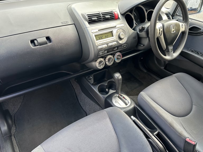 2005 Honda Jazz Automatic 1.4 I-Dsi Auto.  5 door.  ULEZ Free. LONG MOT. A/C. 