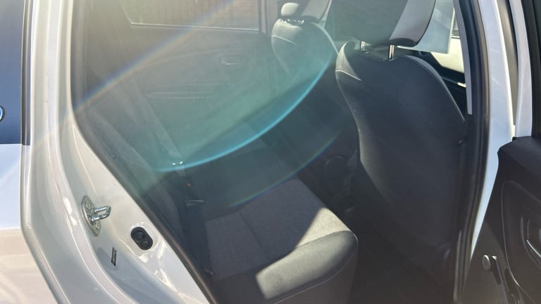 2019 Toyota Yaris 1.5 VVT-i Y20 5dr [Bi-tone] HATCHBACK PETROL Manual