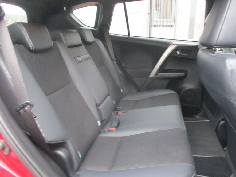  Toyota RAV4 2.5 VVT-h Design SUV 5dr Petrol Hybrid CVT Euro 6 (s/s) (197 ps) Petrol/Electric Hyb...