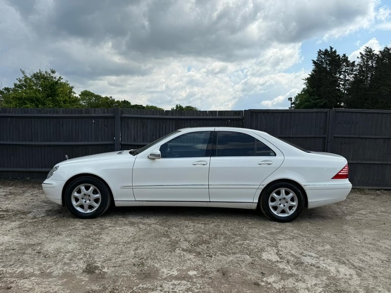 2002 Mercedes-Benz S-Class S320 4dr Auto VERY LOW MILES + IMPORT + 1 OWNER + CLEAN CAR Saloon Pet...