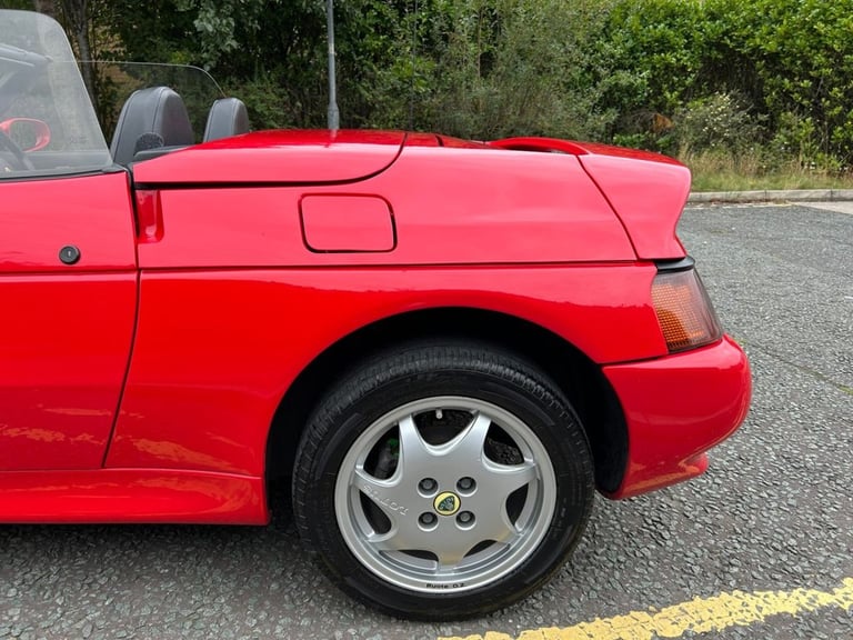 1990 Lotus Elan 1.6 2d 123 BHP-Fantastic Low Mileage Elan-5 Former Keepers-Supplied New By  Conve...