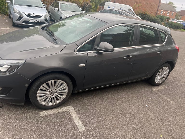 Vauxhall, ASTRA, Hatchback, 2015, Manual, 1598 (cc), 5 doors
