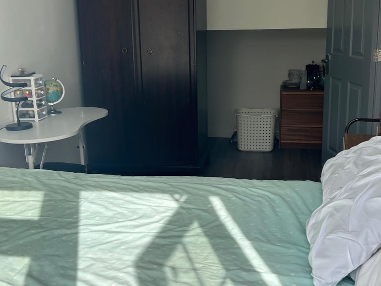 Shared room to rent out