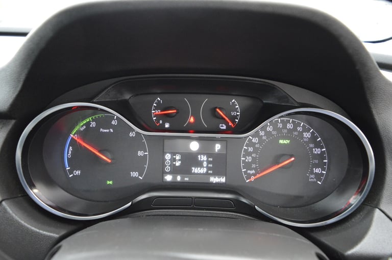 2020 Vauxhall Grandland X 1.6 Hybrid4 300 Business Ed Nav Premium 5dr Auto LEATHER INT PHEV HATCH...
