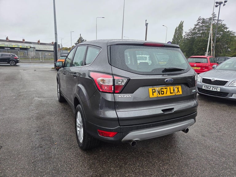 2017 Ford Kuga 1.5T EcoBoost Zetec Euro 6 (s/s) 5dr HATCHBACK Petrol Manual