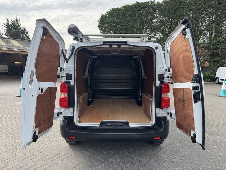 2022 Citroen Dispatch BlueHDi 1400 Enterprise Pro M Panel Van Diesel Manual