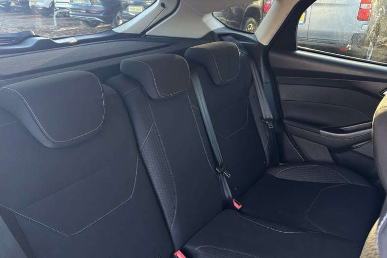  Ford Focus 1.0t Ecoboost Zetec Edition Hatchback 5dr Petrol Manual Euro 6 s/s