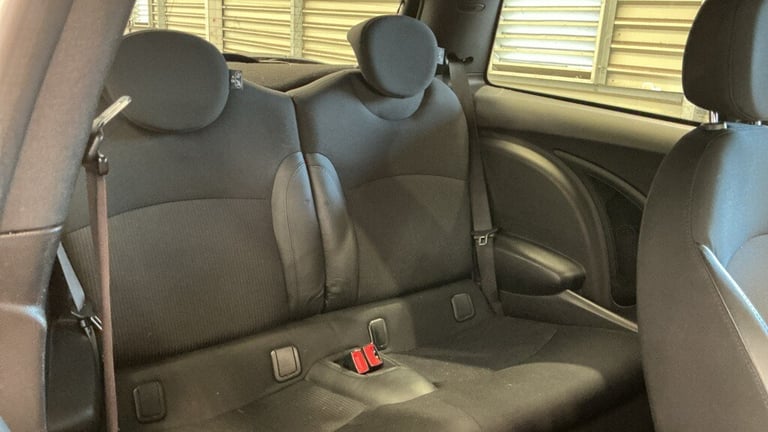 2013 MINI Hatch 2013 63-Reg Mini Cooper S ''John Cooper Works'' Chilli Pack,XENONS,211bhp HATCHBA...