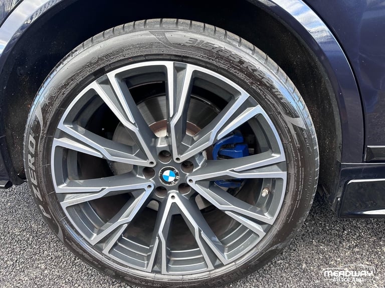 2022 BMW X7 4.4 M50i V8 Dark Shadow Edition SUV 5dr Petrol Auto xDrive Euro 6 (s/s) (53 ESTATE Pe...