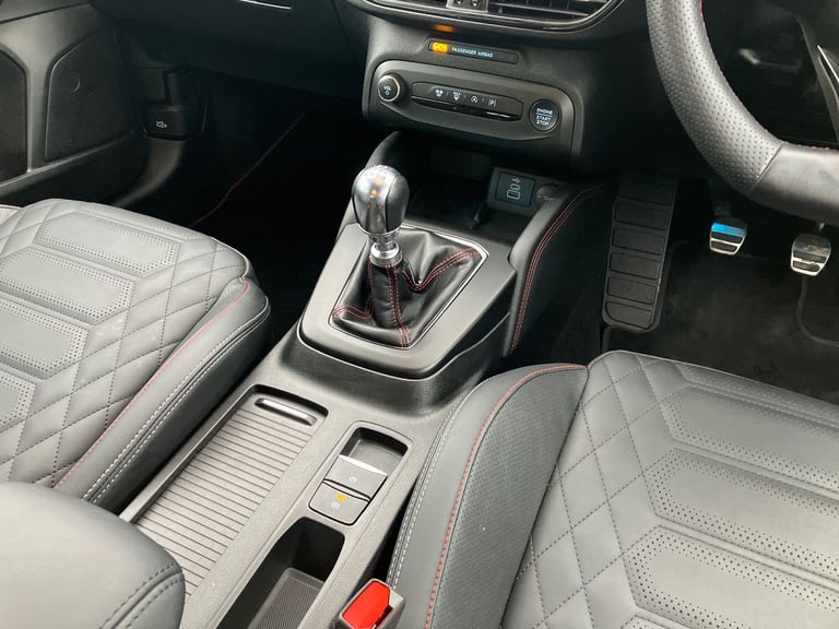 2024 Ford Focus 1.0 EcoBoost Hybrid mHEV ST-Line X 5dr Hatchback PETROL Manual