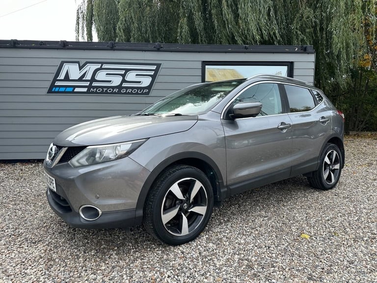 image for 2016 Nissan Qashqai 1.6 dCi N-Connecta SUV 5dr Diesel Manual 2WD Euro 6 (s/s) (130 ps) Diesel Manual