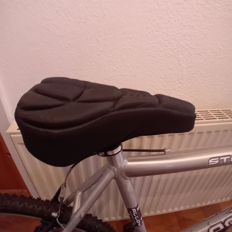 Mens mountain bike. Optima 19inch frame. Excellent condition £60