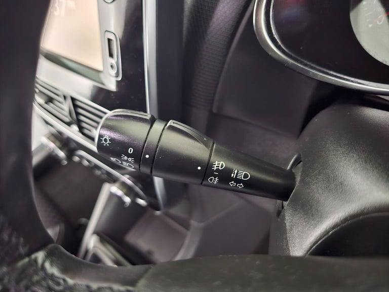 2018 Renault Clio 0.9 TCE 90 Dynamique S Nav 5dr HATCHBACK PETROL Manual