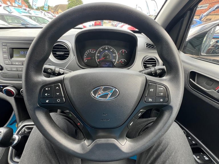 2017 Hyundai i10 1.0 SE Euro 6 5dr HATCHBACK Petrol Manual