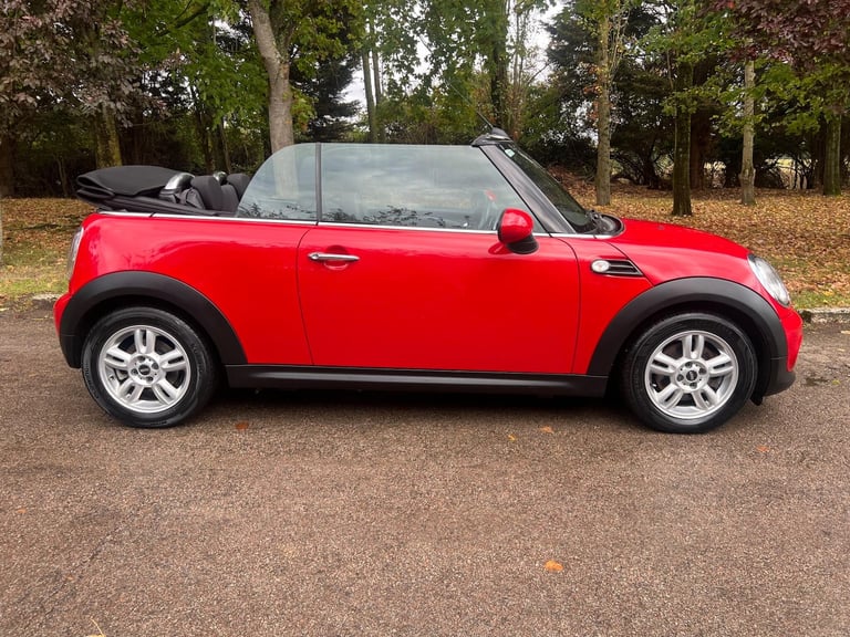 2013 MINI Convertible 1.6 Cooper Euro 6 (s/s) 2dr CONVERTIBLE Petrol Manual