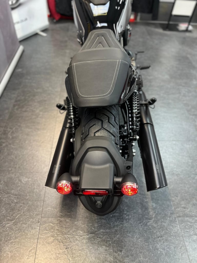 QJ MOTOR SRV 600V 2026 V4 CYLINDER CUSTOM TOP SPEC AND ONLY £5699