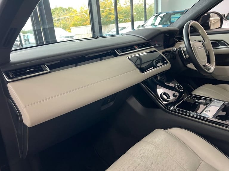 2017 Land Rover Range Rover Velar 3.0 SD6 V6 First Edition SUV 5dr Diesel Auto 4WD Euro 6 (s/s) (...